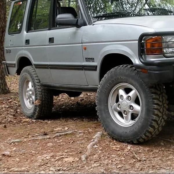 Are 2023 Land Rover Discovery 5 Wheel Spacers Good to 4x4?